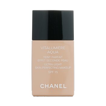 Chanel Vitalumiere Aqua Maquillaje Ultra Ligero Perfeccionante de Piel SPF 15 - # 30 Beige