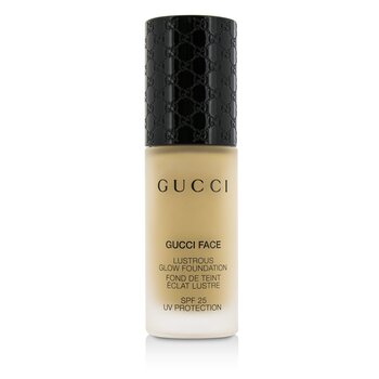 Gucci Lustrous Glow Foundation SPF 25 - #050 (Light)