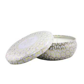 Voluspa Vela de Estaño Decorativa de 3 Mechas - Suede Blanc