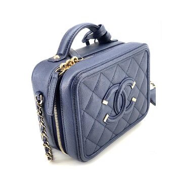 CHANEL Chanel Vanity Case 17